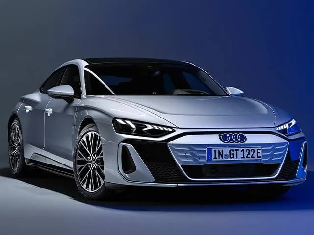2025 Audi S e-tron GT (20 inch wheels)